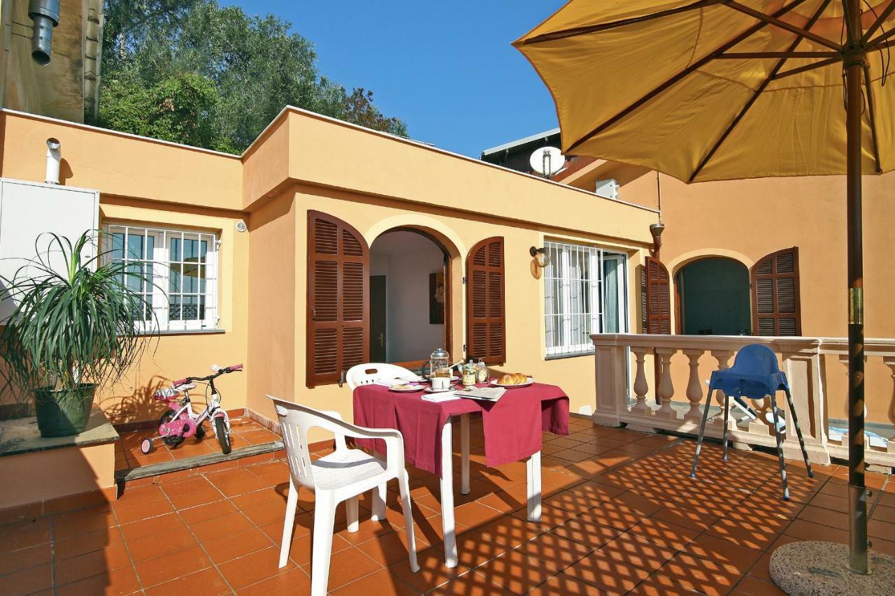 Appartamenti Villa Chiara Империа Екстериор снимка